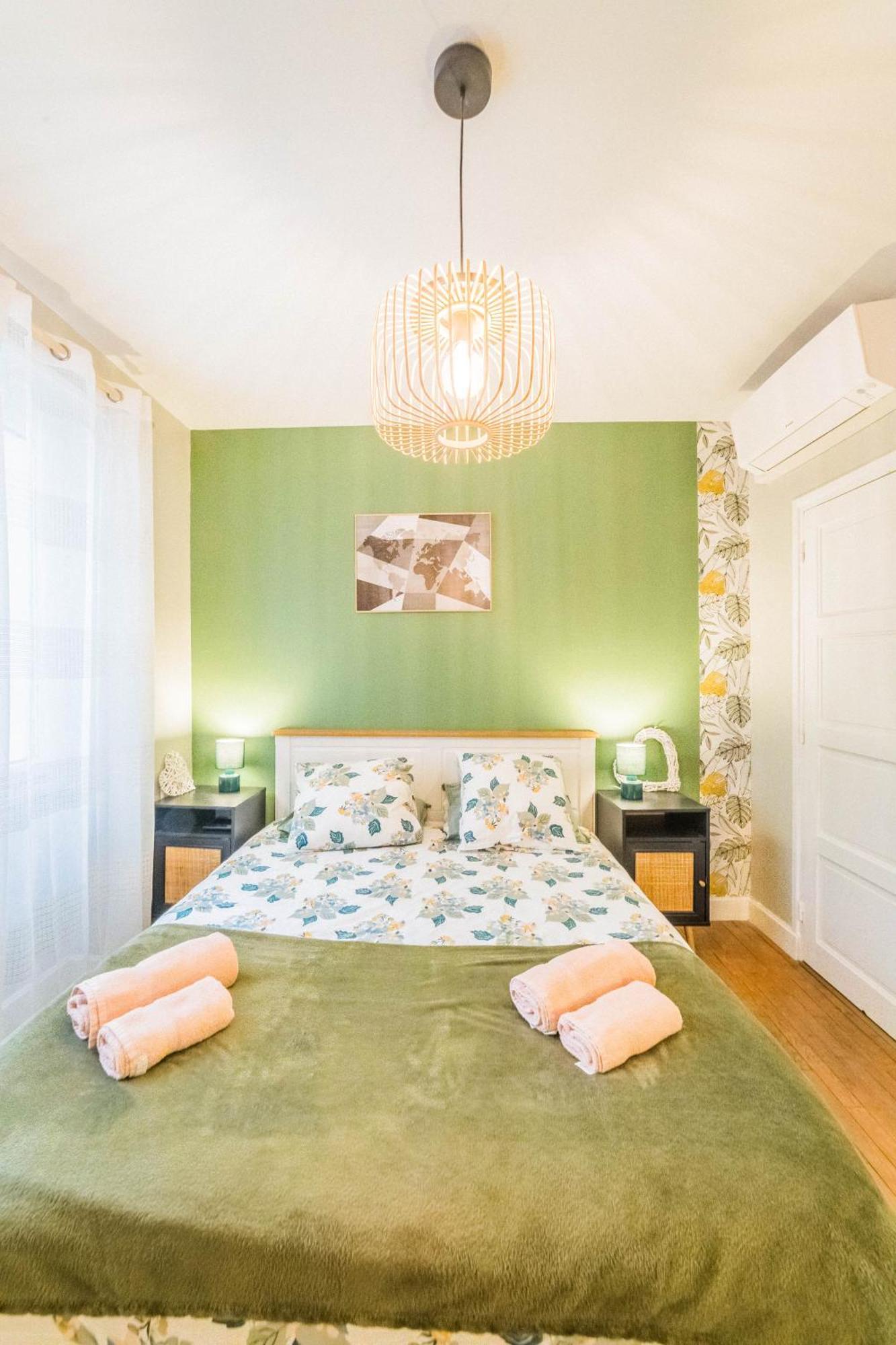 Apartment #le Semard - F2 Avec 5 Couchages, Double Salon, Et Terrasse Couverte *